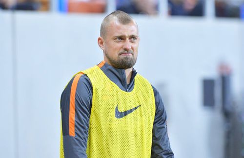 Gabi Tamaș, 36 de ani, în prezent stoperul lui U Cluj, a oferit noi detalii despre scurta perioada petrecută la CFR Cluj în 2013, când a rezistat la formația din Gruia mai puțin de o săptămână.