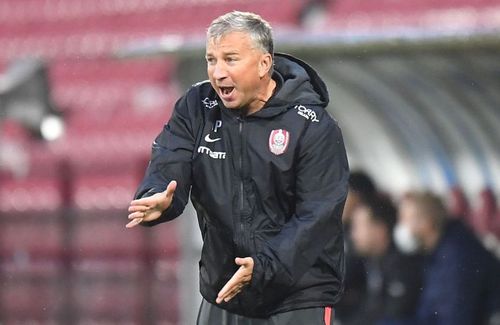 Dan Petrescu, antrenorul lui CFR Cluj, a criticat din nou arbitrajul din Liga 1 și cere insistent introducerea sistemului VAR.