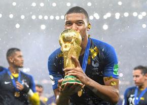 A eșuat! Planul Mondialului din doi în doi ani, blocat! Protestele masive ale europenilor au făcut FIFA să dea înapoi + Atenționarea lui Burleanu