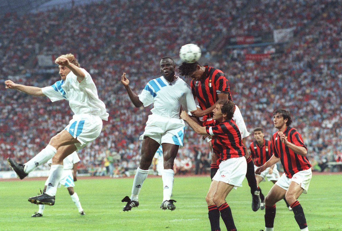 29 de ani de la cea mai Misterioasă „dublă” europeană a lui Dinamo: „Băieții au avut 30.000 de dolari bonus de calificare”