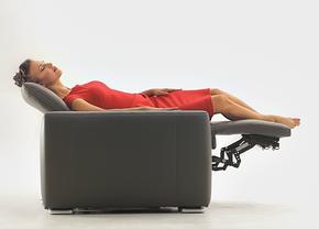 Canapele cu recliner electric sau cu recliner manual ?