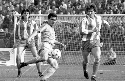 EPISODUL 10: Steaua - Dinamo din 1989 a avut poate cel mai spectaculos fotbal jucat vreodată în România: 60 de minute de joc și peste 70 de driblinguri în ultimul Derby de România dinaintea Revoluției!