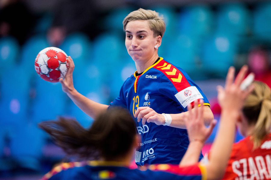 Probleme pentru Florentin Pera înaintea debutului la CE de handbal! Selecționerul României nu se va putea baza pe mai multe jucătoare