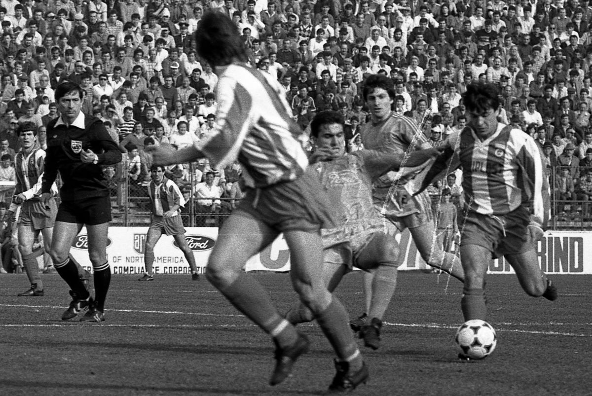 Imagini de colecție de la derby-urile Steaua - Dinamo din anii '80