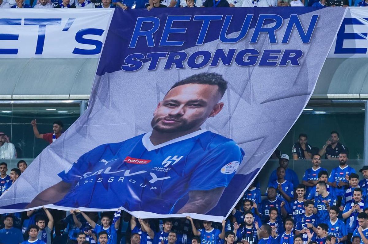 Două momente speciale, la primul meci al lui Al Hilal după accidentarea teribilă a lui Neymar » Gestul coechipierilor și mesajul din tribună