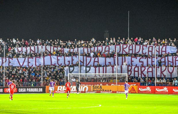 Banner-ul superb afișat de galeria Rapidului la Oradea pentru un nume uriaș din istoria clubului: „Mereu legendă giuleșteană”