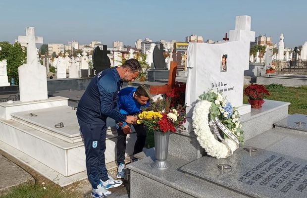 Week-end trist în Bănie » Liderii Universității Craiova au mers la mormântul lui Ilie Balaci + Mesajul postat de clubul lui Mititelu