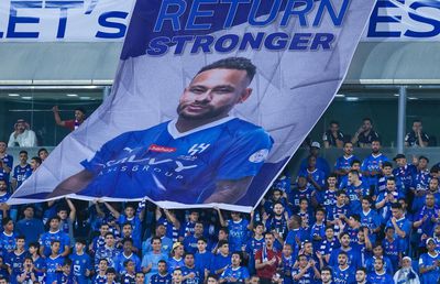 Două momente speciale, la primul meci al lui Al Hilal după accidentarea teribilă a lui Neymar » Gestul coechipierilor și mesajul din tribună