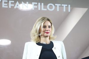 Diana Șucu a revenit pe stadion » A venit foarte elegantă la Rapid - Farul