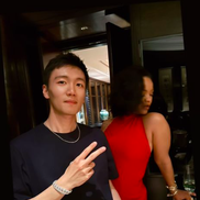 Steven Zhang și Rihanna, la „Orașul geniilor”