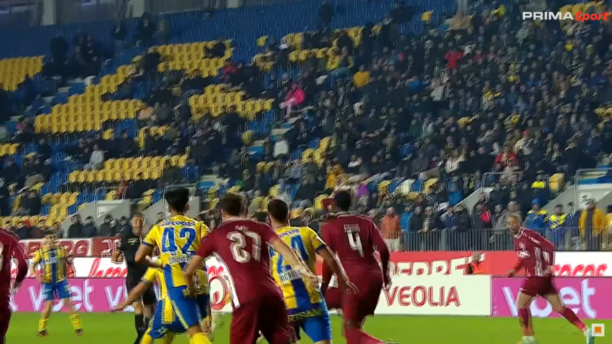 Preluarea lui Chică-Roșă din Petrolul - CFR Cluj