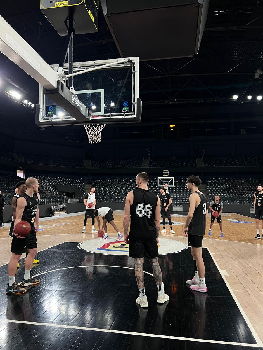 După 4 deplasări consecutive, U-BT Cluj-Napoca revine pe teren propriu! Meci important cu Venezia: „Suntem nerăbdători”