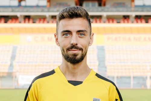 Patrick Petre nu mai este fotbalistul celor de la Ceahlăul. FOTO: Facebook @CSM Ceahlăul Piatra Neamț