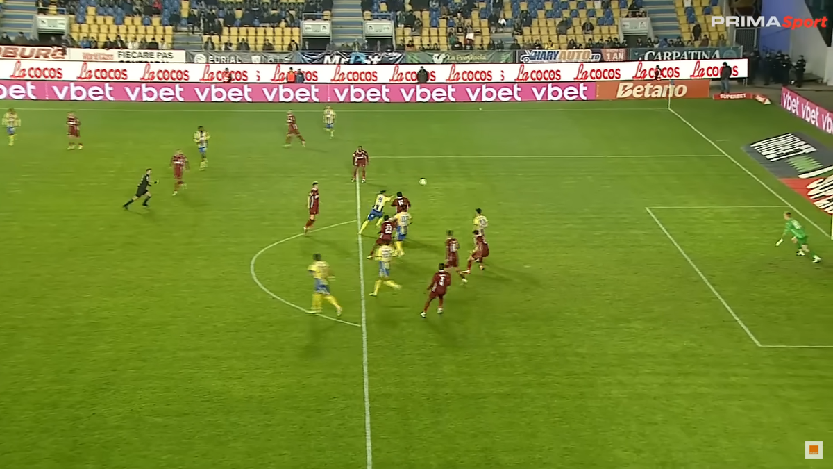 Ilie Dumitrescu, dat pe spate de fotbalistul din Superliga: „Zici că era Van Basten, Shearer!”