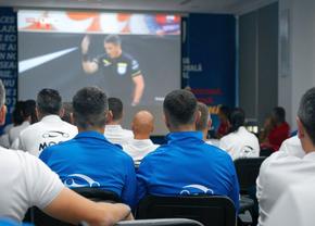 Superliga, „măcelărită” de arbitraj: 50 de greșeli majore în 13 etape! » O superputere din Capitală, „boxată” de centrali + dezastru în ultima rundă de campionat