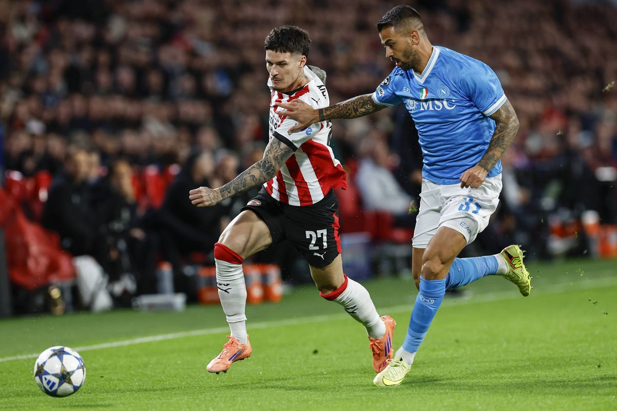 Dennis Man vs Napoli