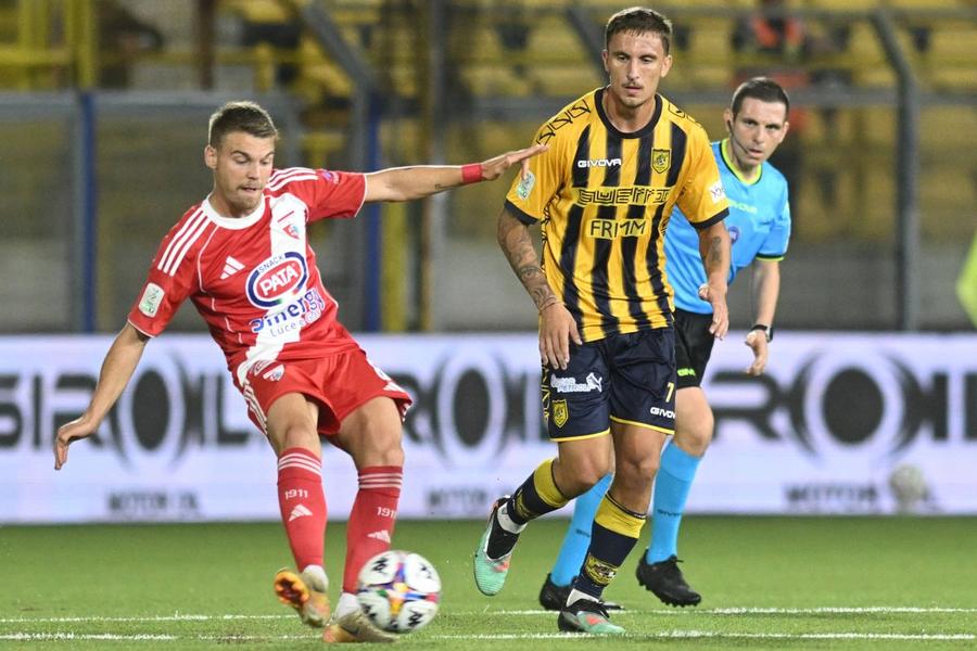 Rareș Burnete la Juve Stabia / Foto: Imago Images Unde va evolua atacantul Rareș Burnete în sezonul viitor