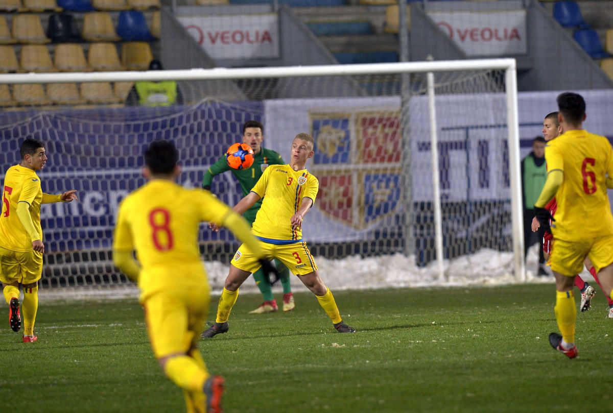 Fostul fundaș de națională s-a retras la 25 de ani și a înlocuit Liga 1 cu HoReCa: „Întâi la vase, la măturat” » Crescut de Dinamo, ofertat de FCSB și păcălit în Ucraina