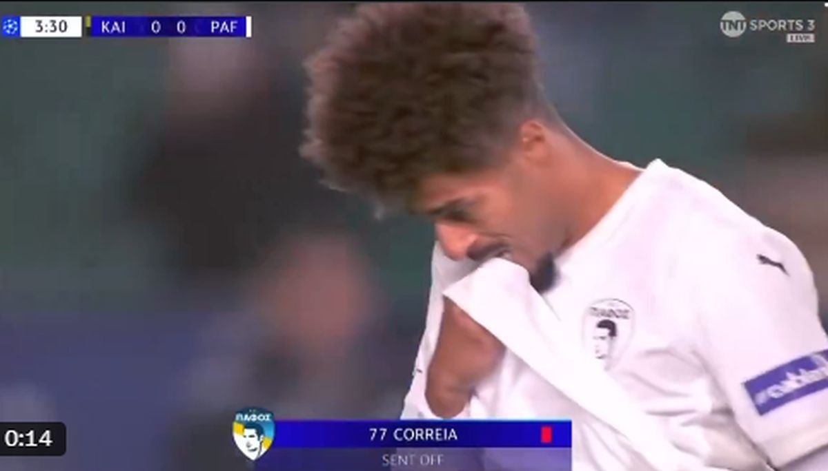 Istorie în Liga Campionilor, sub ochii lui Vlad Dragomir: al doilea cel mai rapid cartonaș roșu din toate timpurile!