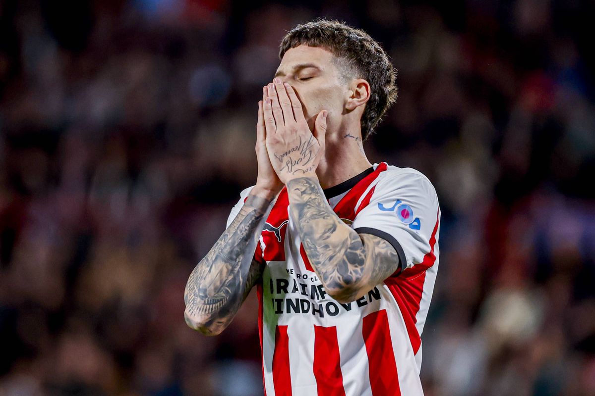 „Dennis Man a strălucit!” » Aplauze în Olanda pentru prestația de gală din PSV - Napoli