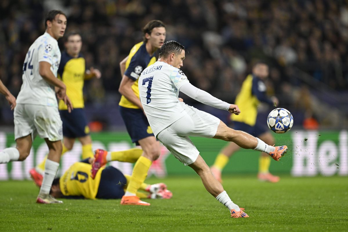 Interul lui Cristi Chivu, de neoprit! Patru goluri fără replică și locul 2 în Liga Campionilor