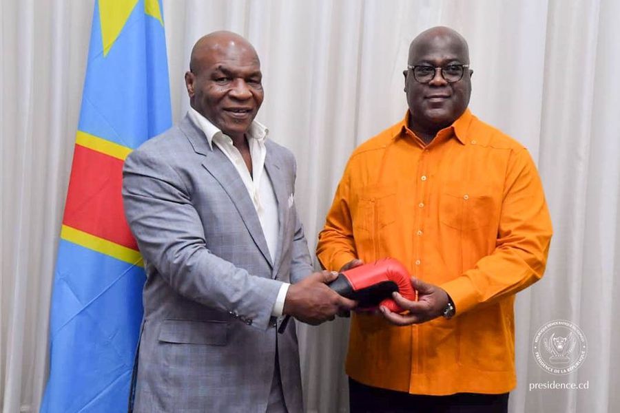 Mike Tyson, alături de Felix Tshisekedi, președintele Republicii Democrate Congo/Foto: X (Presidence RDC) La jumătate de secol după un meci de box celebru, Mike Tyson a vizitat Republica Democrată Congo: „Am fost primit foarte călduros”