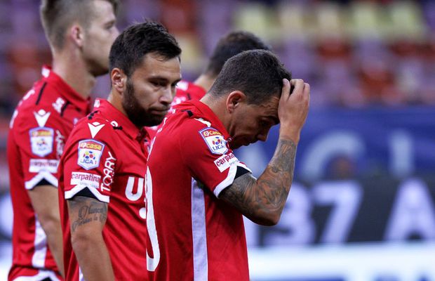 Clinceni - Dinamo // Vestiar încins în „Ștefan cel Mare”: bănuieli, intrigi și amenințări printre „câini”