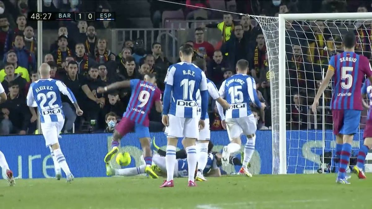 Barcelona - Espanyol, penalty obținut de Depay
