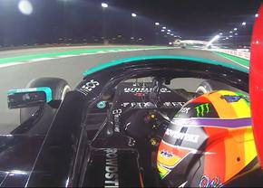 Hamilton domină Marele Premiu al Qatarului! Verstappen a ajuns pe locul secund