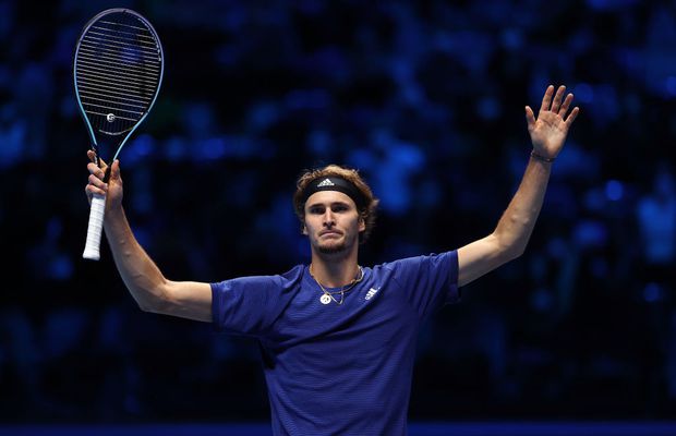 Alexander Zverev s-a impus la Turneul Campionilor! L-a dominat autoritar pe Medevedev și încheie un an fenomenal