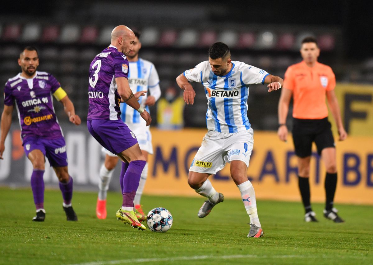 Show în Trivale » 5 goluri în FC Argeș - CSU Craiova, iar Reghe e la 14 puncte de lider!