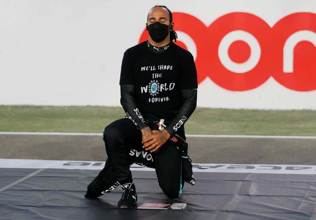 Hamilton s-a impus în Marele Premiu al Qatarului și dinamitează lupta pentru titlul mondial! Verstappen, al doilea