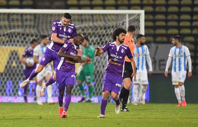 Show în Trivale » 5 goluri în FC Argeș - CSU Craiova, iar Reghe e la 14 puncte de lider!