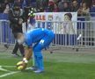 Derby-ul Lyon - Marseille, întrerupt din cauza fanilor! Payet, lovit în timp ce executa un corner + scandal și la vestiare