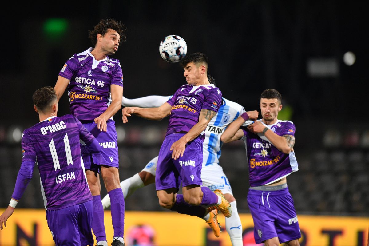 Show în Trivale » 5 goluri în FC Argeș - CSU Craiova, iar Reghe e la 14 puncte de lider!