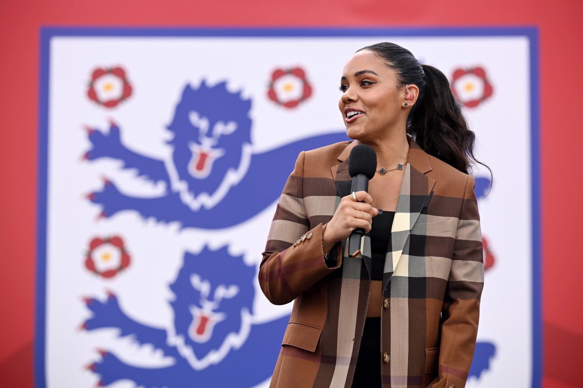 Alex Scott - imagini cu charismatica jurnalistă de la BBC, fostă jucătoare în Premier League