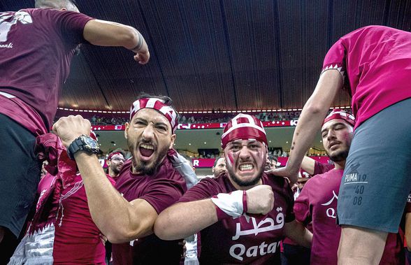 Misterul fanilor qatarieni » Așa-zișii „Qatar Ultras” sunt, de fapt, străini veniți la muncă în țara-gazdă a Mondialului