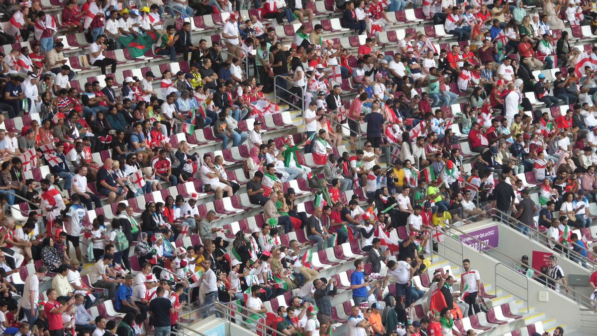 Atmosfera premergătoare meciului Anglia - Iran