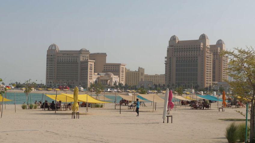 Plajă la Doha.
Foto: Andrei Crăițoiu, GSP