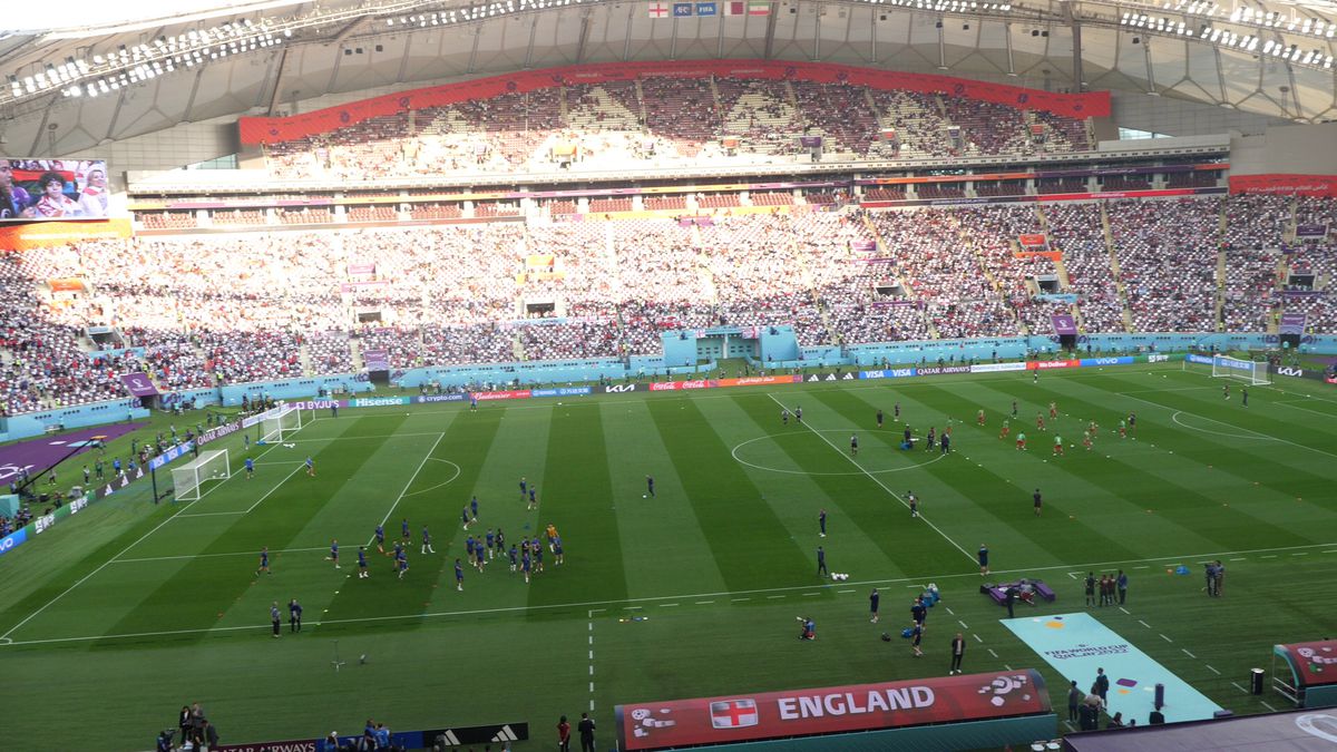 Atmosfera premergătoare meciului Anglia - Iran