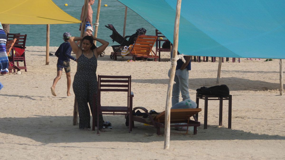 Între meciuri se face plajă în Doha » Detalii inedite surprinse de echipa GSP în Qatar. Cum se reîncarcă fanii: plimbări cu barca, târguri cu mâncare și activități de relaxare