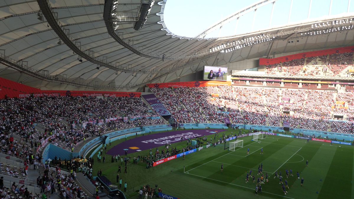 Atmosfera premergătoare meciului Anglia - Iran