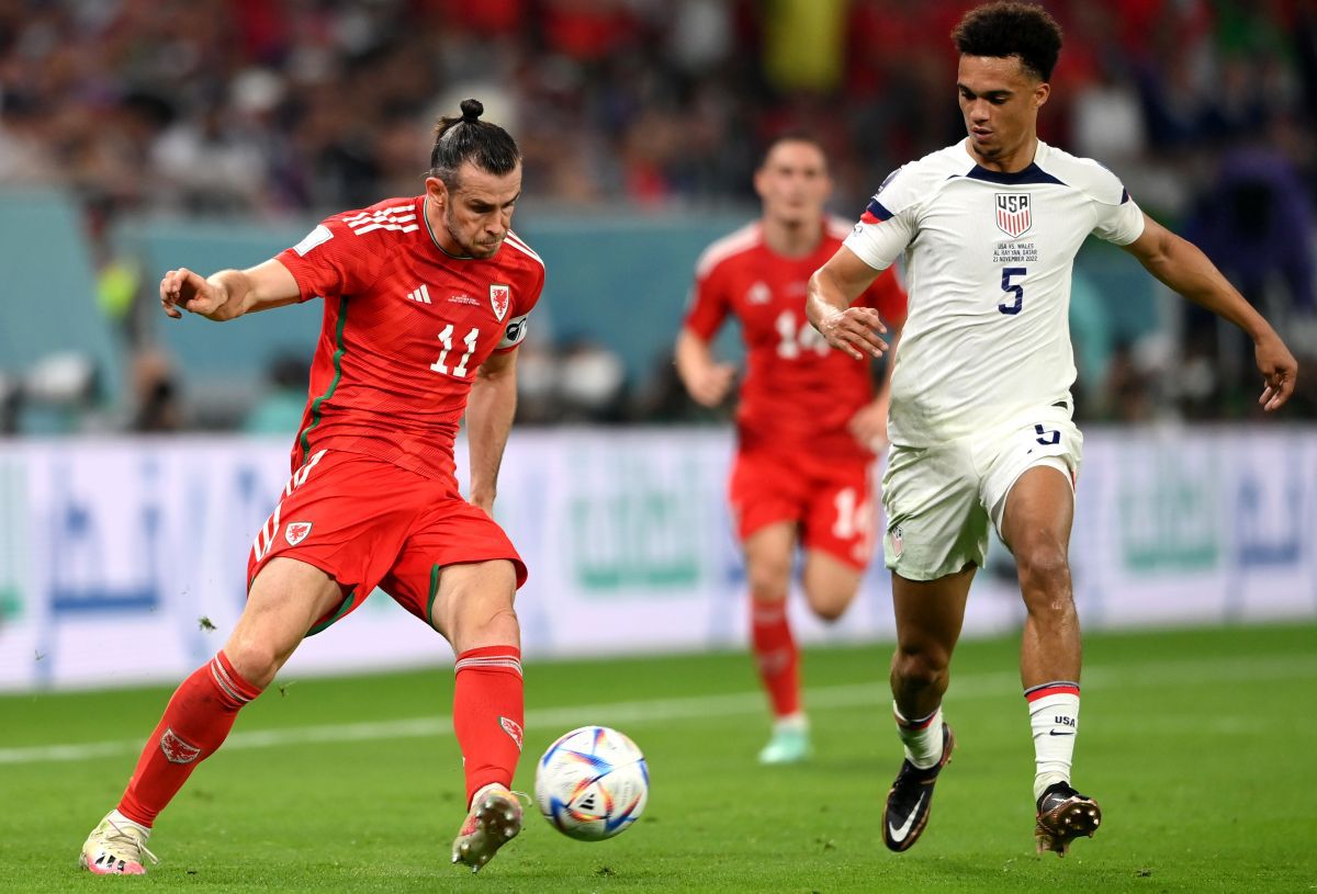 Trimișii GSP au fost pe stadion la SUA - Țara Galilor 1-1 » Cum s-a trăit primul egal de la Mondiale: golul salvator al lui Bale a declanșat nebunia în tribune