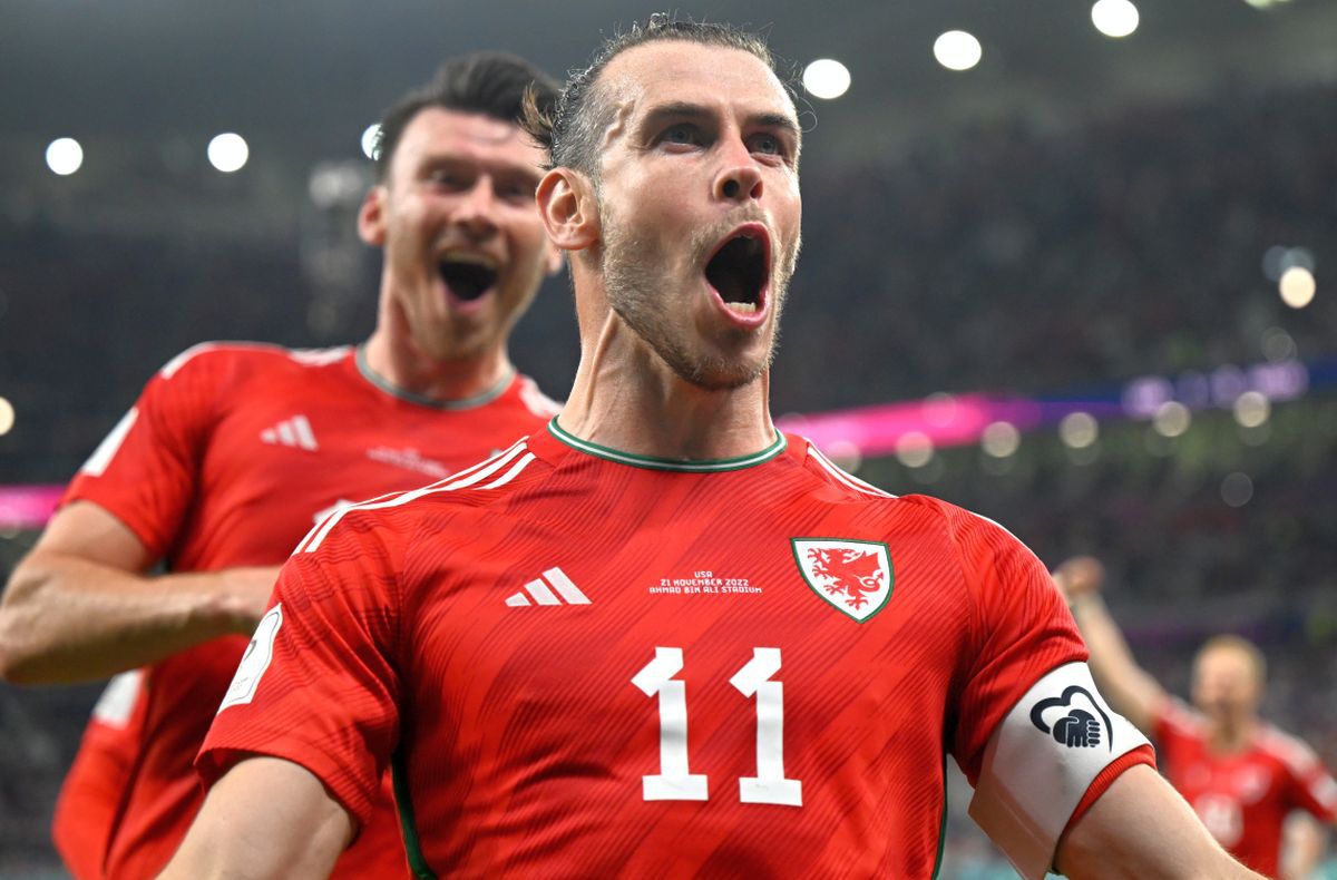Trimișii GSP au fost pe stadion la SUA - Țara Galilor 1-1 » Cum s-a trăit primul egal de la Mondiale: golul salvator al lui Bale a declanșat nebunia în tribune