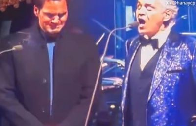 Ce se întâmplă cu Roger Federer? A izbucnit în lacrimi cu Andrea Bocelli pe scenă