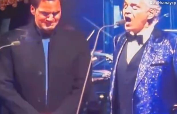 Ce se întâmplă cu Roger Federer? A izbucnit în lacrimi cu Andrea Bocelli pe scenă