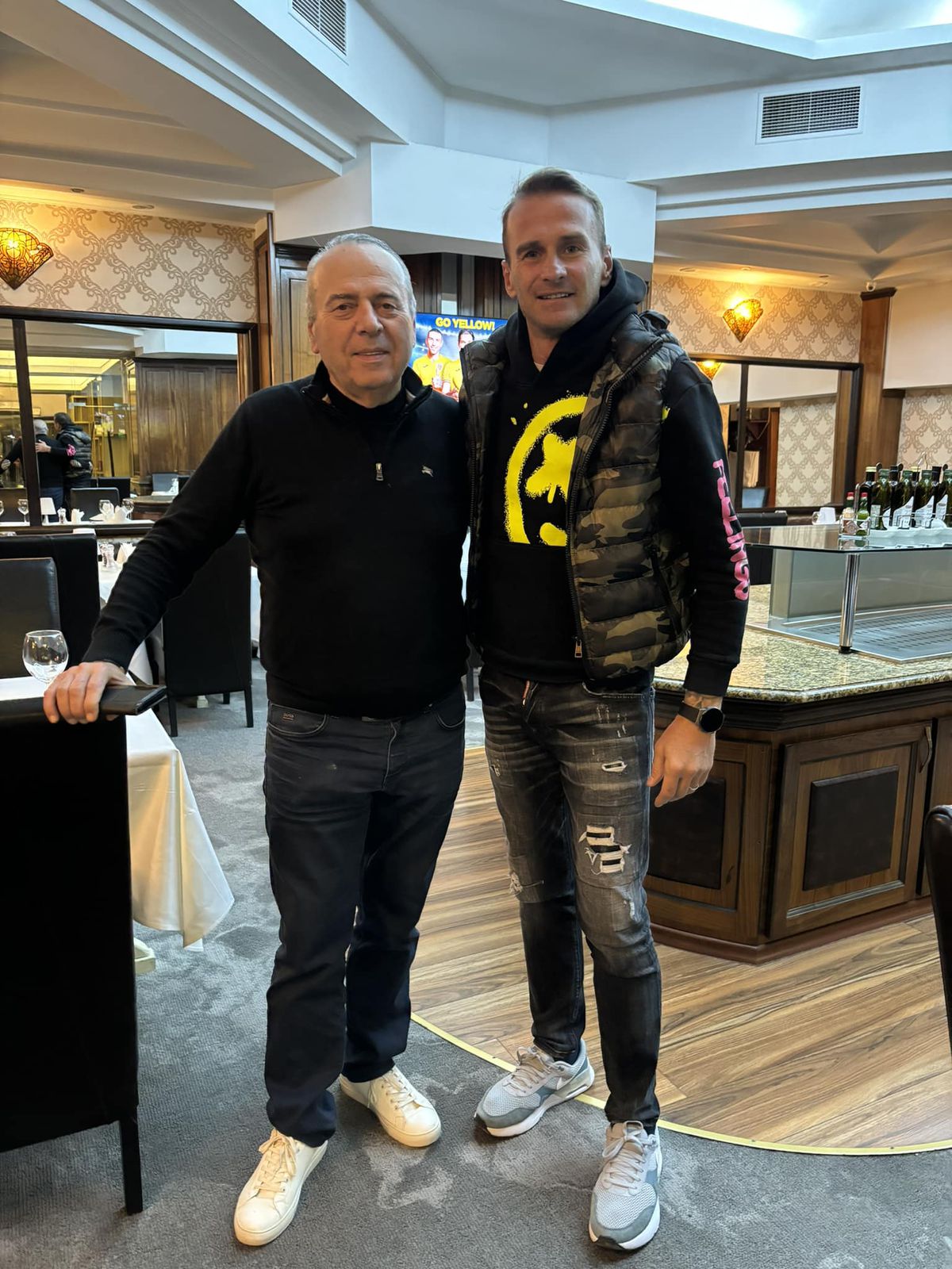 Cum arată acum Gheorghe Ștefan, după 4 condamnări definitive: „Am stat la un șpriț. E șmecher omul, slăbuț, în geacă cu puf de pinguin”