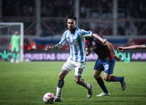 A fost coechipier cu Leo Messi la naționala Argentinei și a ajuns acum șofer pe Uber!