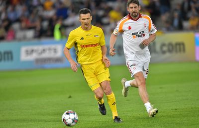 Costel Gâlcă propune „calea de mijloc” la națională: „Să nu jignim, să nu ridicăm în slăvi, să fim exigenți. Hai să avem educație!”. De ce ar fi bună o „grupă a leilor”