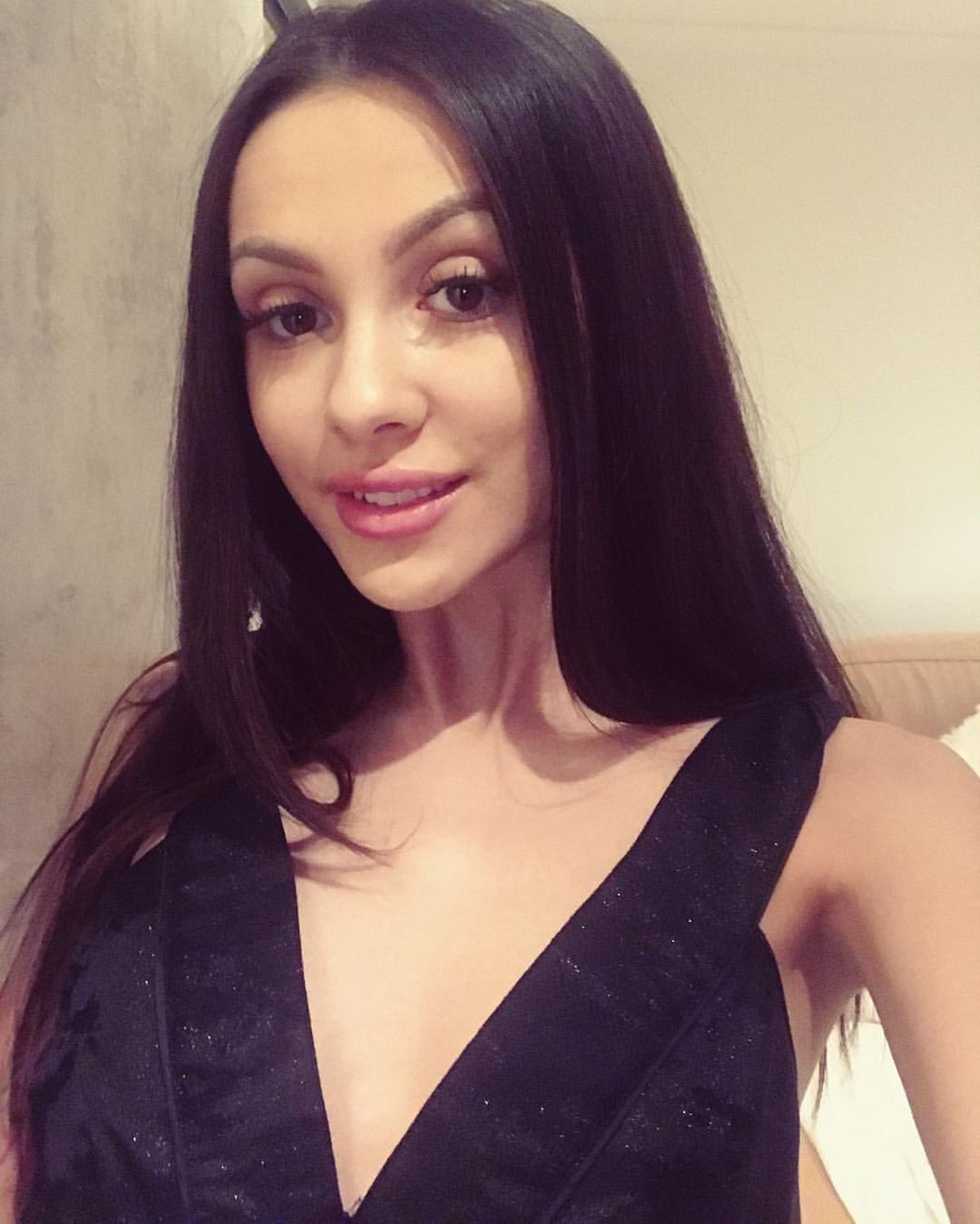 Iubita lui Daniel Stanciu, în tribune la România - Elveția » Cum a apărut pe Arena Națională